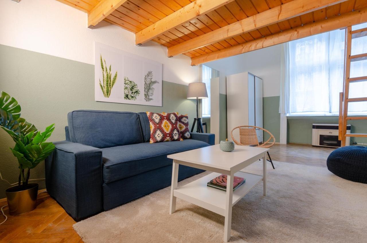 Cosy Apartment In Central District. Budapest Exteriör bild