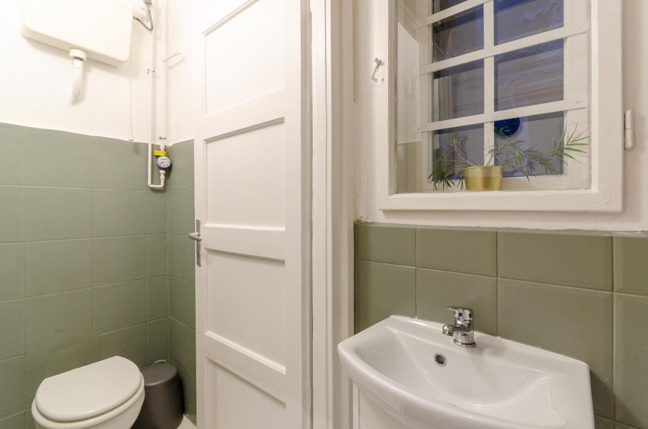 Cosy Apartment In Central District. Budapest Exteriör bild